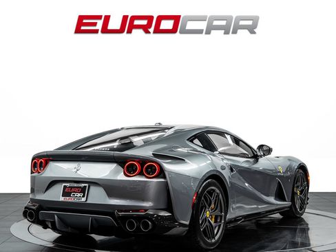 Used 2020 Ferrari 812 Superfast RWD image 5