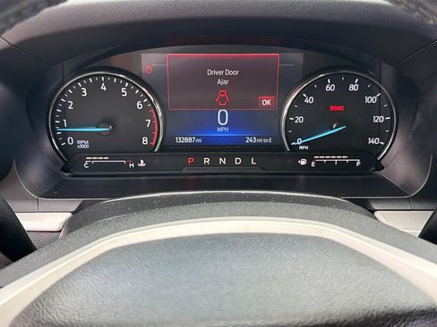 Used 2022 Ford Explorer XLT RWD image 11