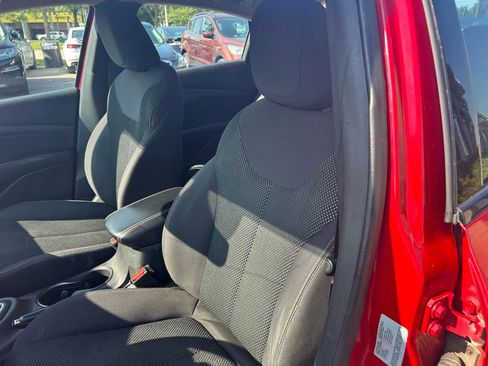 Used 2014 Dodge Dart SXT image 18