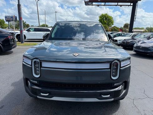 Used 2023 Rivian R1S Adventure image 2