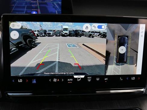 New 2025 Ford Expedition Platinum w/ Platinum Ultimate Package image 12