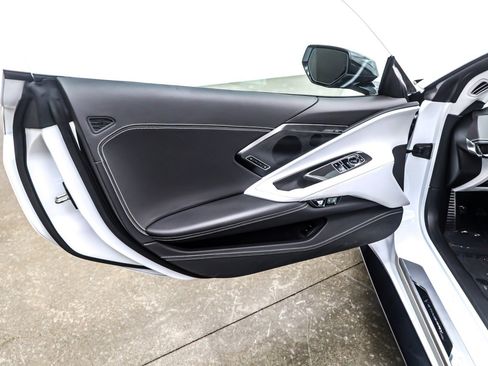 Used 2023 Chevrolet Corvette 2dr Stingray Cpe w/ Z51 Performance Package image 19