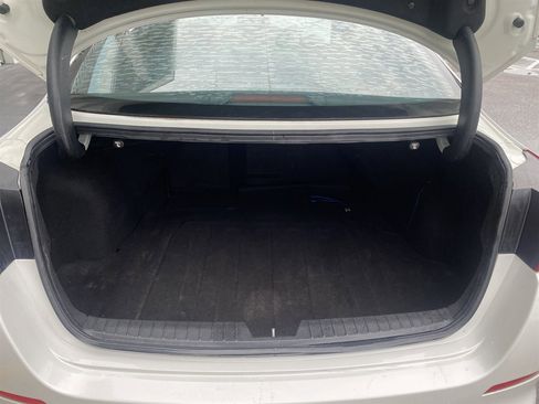 Used 2015 Kia Optima LX image 21