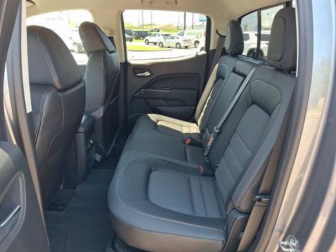 Certified 2022 GMC Canyon AT4 AWD/4WD image 10