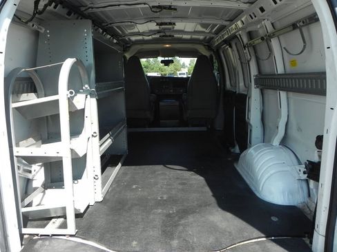 Used 2021 Chevrolet Express 2500 w/ Enhanced Convenience Package image 20