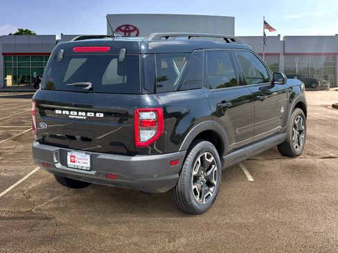 Used 2023 Ford Bronco Sport Outer Banks AWD/4WD image 5