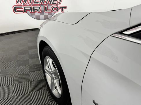 Used 2023 Chevrolet Malibu LS FWD image 23