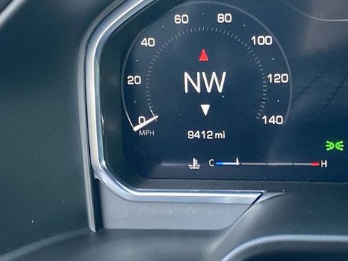 Used 2026 GMC Sierra 1500 AT4 w/ Technology Package image 8