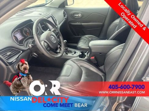 Used 2023 Jeep Cherokee Altitude Lux image 13