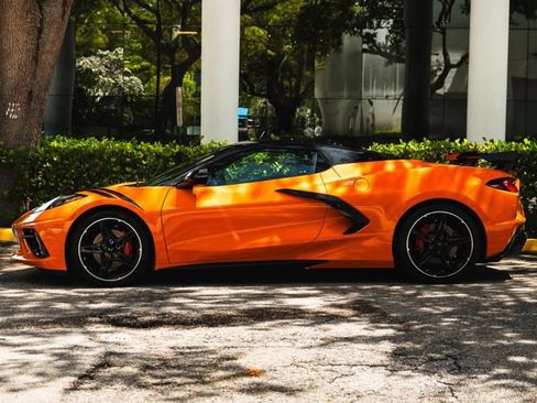 Used 2023 Chevrolet Corvette Stingray Premium Conv w/ Battery Protection Package RWD image 32