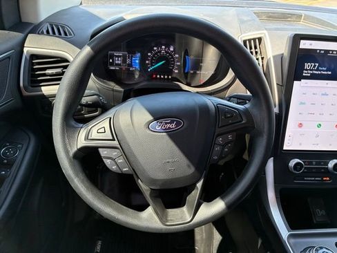 Used 2022 Ford Edge SE w/ Black Appearance Package AWD/4WD image 13