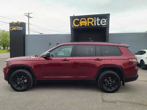 Used 2024 Jeep Grand Cherokee L Laredo AWD/4WD image 10