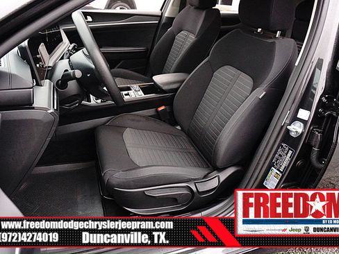 Used 2025 Kia K5 LXS FWD image 13
