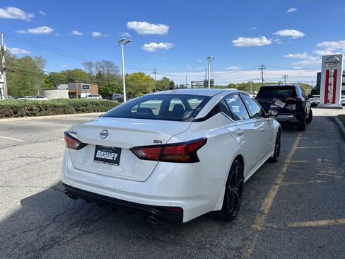 Certified 2025 Nissan Altima 2.5 SR FWD image 8