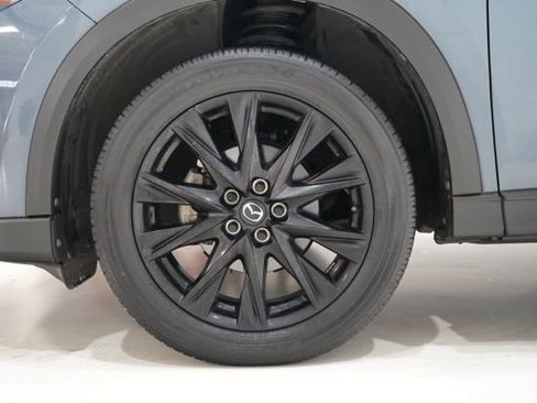Used 2023 MAZDA CX-5 Carbon Edition image 12