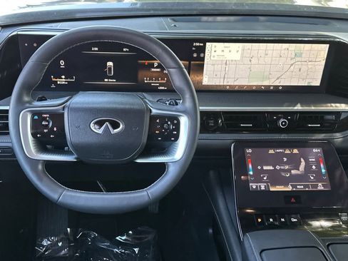 Used 2025 INFINITI QX80 Pure RWD image 15
