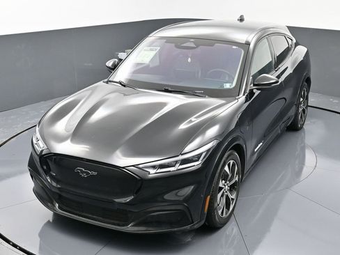 Used 2022 Ford Mustang Mach-E Premium image 44