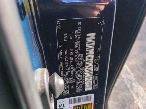 Certified 2023 Toyota Highlander XLE image 32