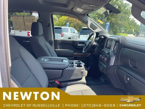 Used 2021 Chevrolet Silverado 1500 LT AWD/4WD image 21