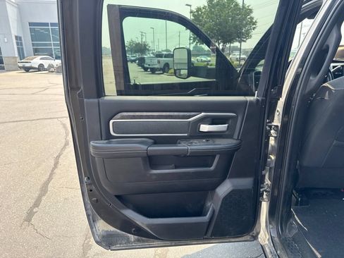 Used 2019 RAM 2500 Big Horn AWD/4WD image 13