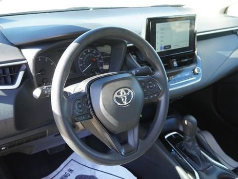 Used 2024 Toyota Corolla LE image 18