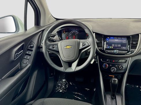 Used 2020 Chevrolet Trax LS w/ Tint and Cruise Package AWD/4WD image 16