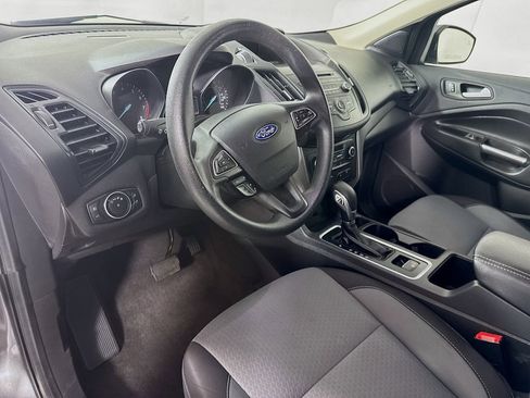 Used 2018 Ford Escape SE w/ Ford Safe & Smart Package image 9