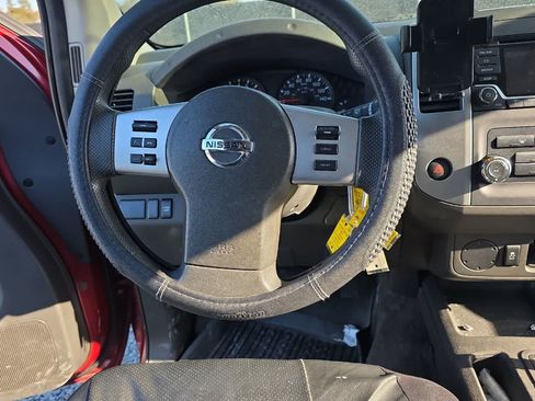 Used 2017 Nissan Frontier S RWD image 16