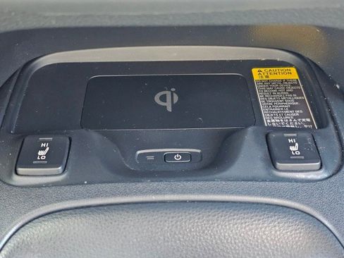 Used 2024 Toyota Corolla XSE FWD image 37