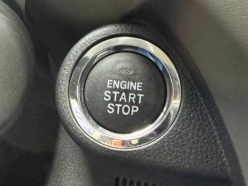 Certified 2025 Subaru Crosstrek 2.0i Premium image 29