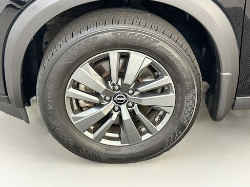 Used 2024 Nissan Pathfinder SV w/ SV Premium Package AWD/4WD image 37