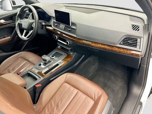 Used 2018 Audi Q5 2.0T Premium Plus w/ Premium Plus Package image 16