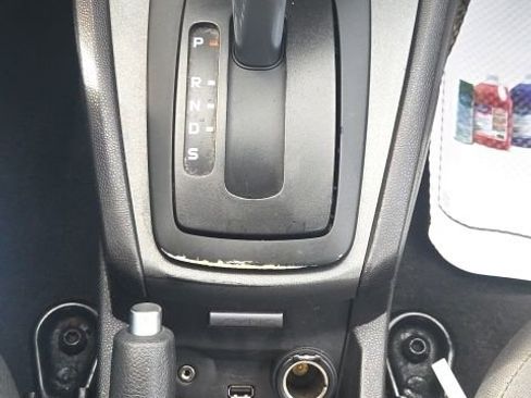 Certified 2019 Ford Fiesta S FWD image 28