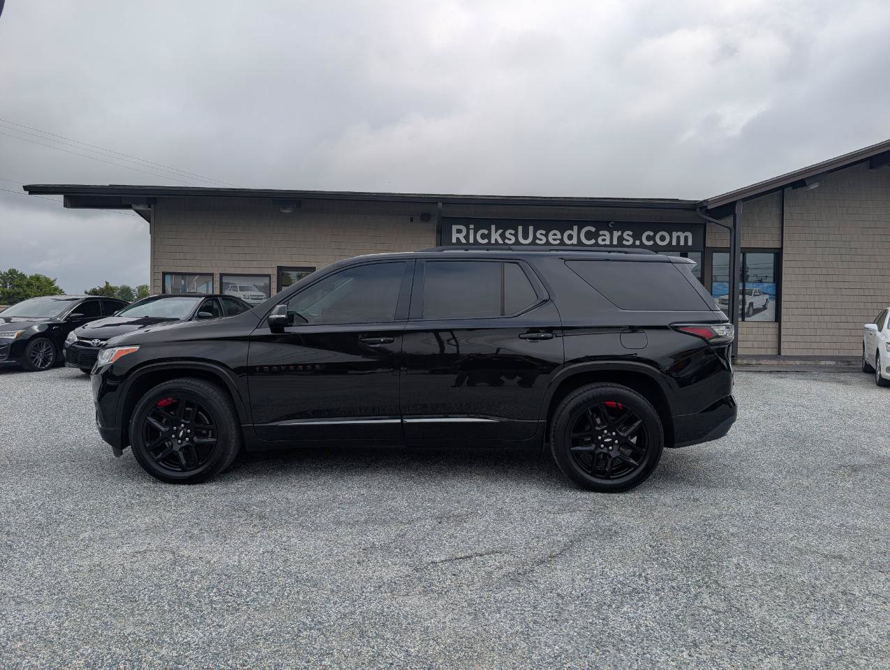 Used 2018 Chevrolet Traverse Premier w/ Redline Edition FWD image 11