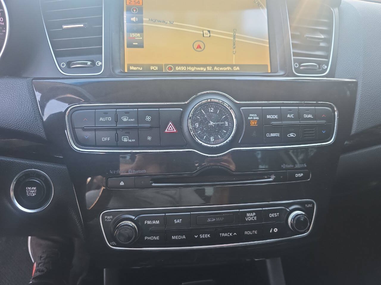 Used 2016 Kia Cadenza Premium FWD image 9