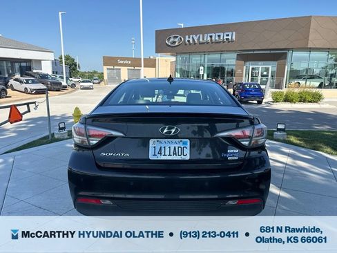 Used 2017 Hyundai Sonata Limited FWD image 10