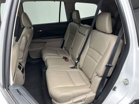 Used 2020 Honda Pilot EX-L image 11