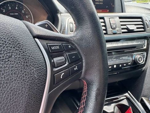 Used 2016 BMW 328i Sedan RWD image 40