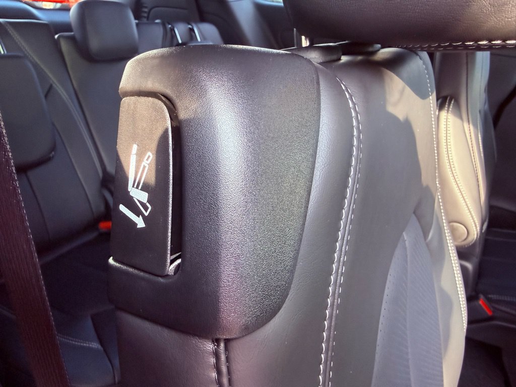 New 2026 Chrysler Pacifica Select FWD image 33