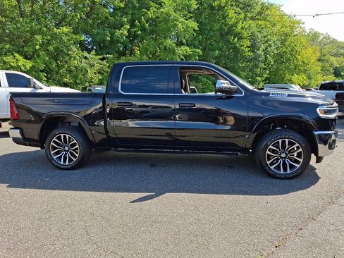 Used 2025 RAM 1500 Limited AWD/4WD image 5