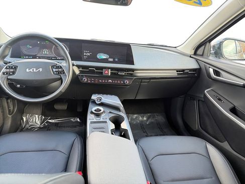 Used 2024 Kia EV6 Wind image 10