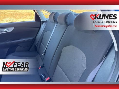 Used 2024 Kia Forte LXS image 37