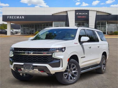 Used 2022 Chevrolet Suburban Z71 w/ Luxury Package AWD/4WD image 1