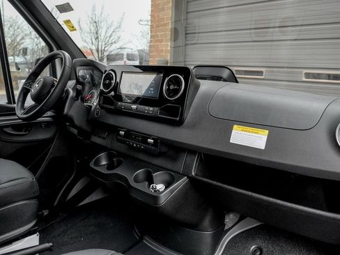 New 2026 Mercedes-Benz Sprinter 2500 image 19
