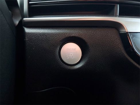 Used 2025 Kia Sorento S image 30