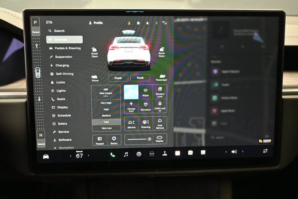 Used 2024 Tesla Model X AWD/4WD image 23