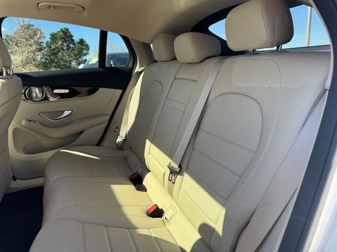 Used 2017 Mercedes-Benz GLC 300 4MATIC Coupe image 8