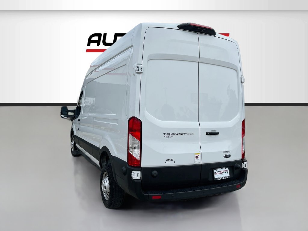 Used 2024 Ford Transit 250 148 High Roof AWD image 5
