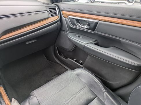 Used 2021 Honda CR-V Touring image 9