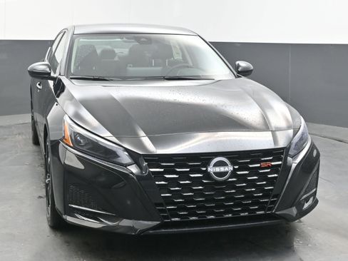 New 2026 Nissan Altima 2.5 SR FWD image 2